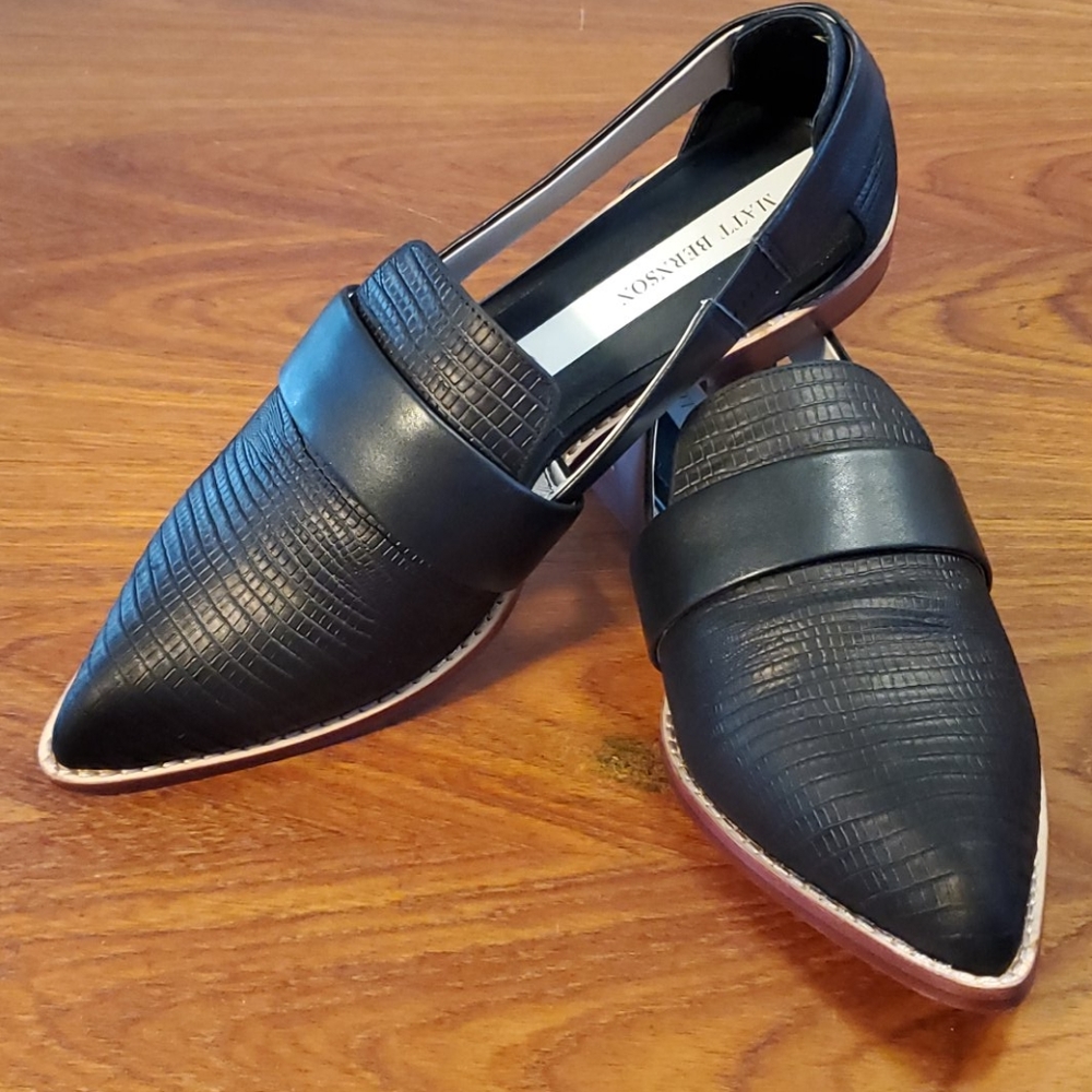 NIB Matt Bernson lizard embossed loafers
